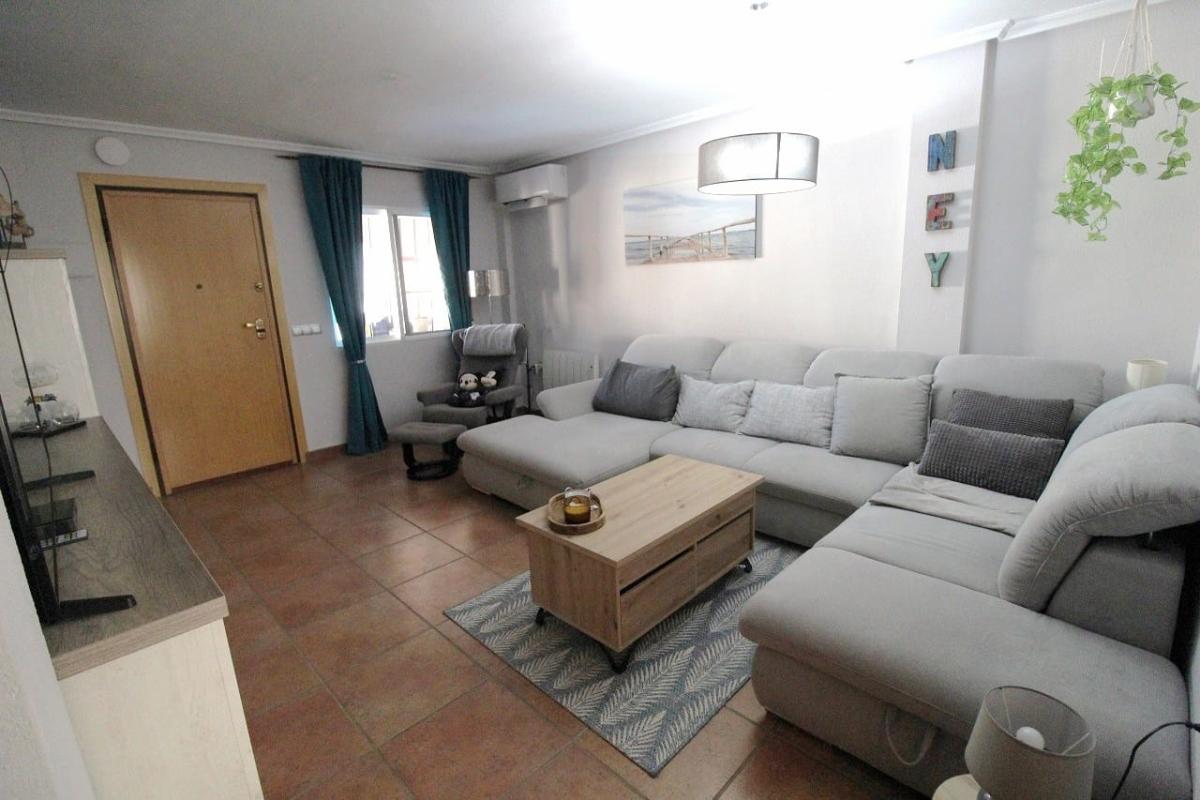 Verkoop. Geschakelde woning in Torre De La Horadada