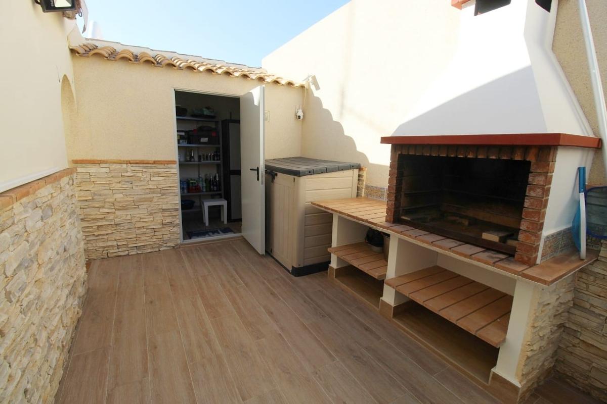 Verkoop. Geschakelde woning in Torre De La Horadada