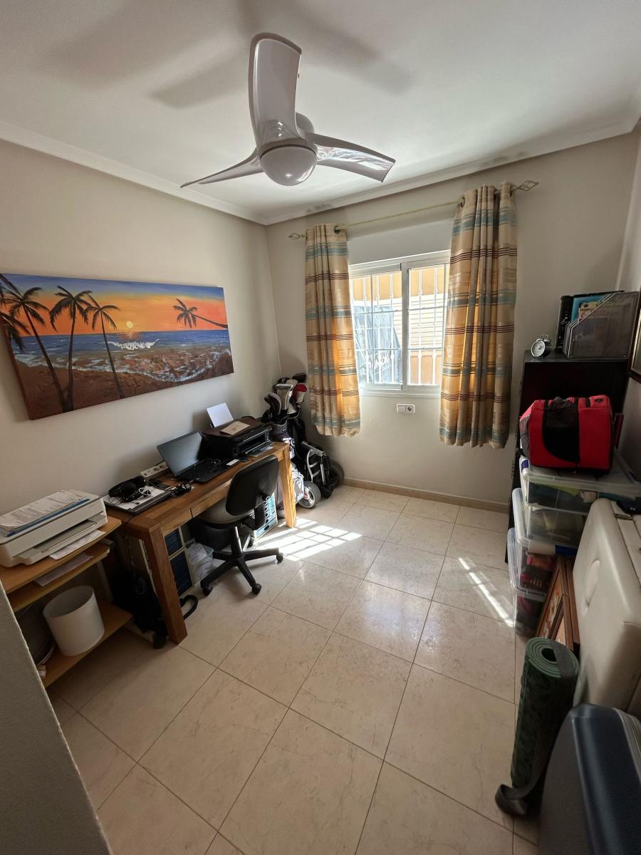 Verkoop. Appartement in Torre De La Horadada