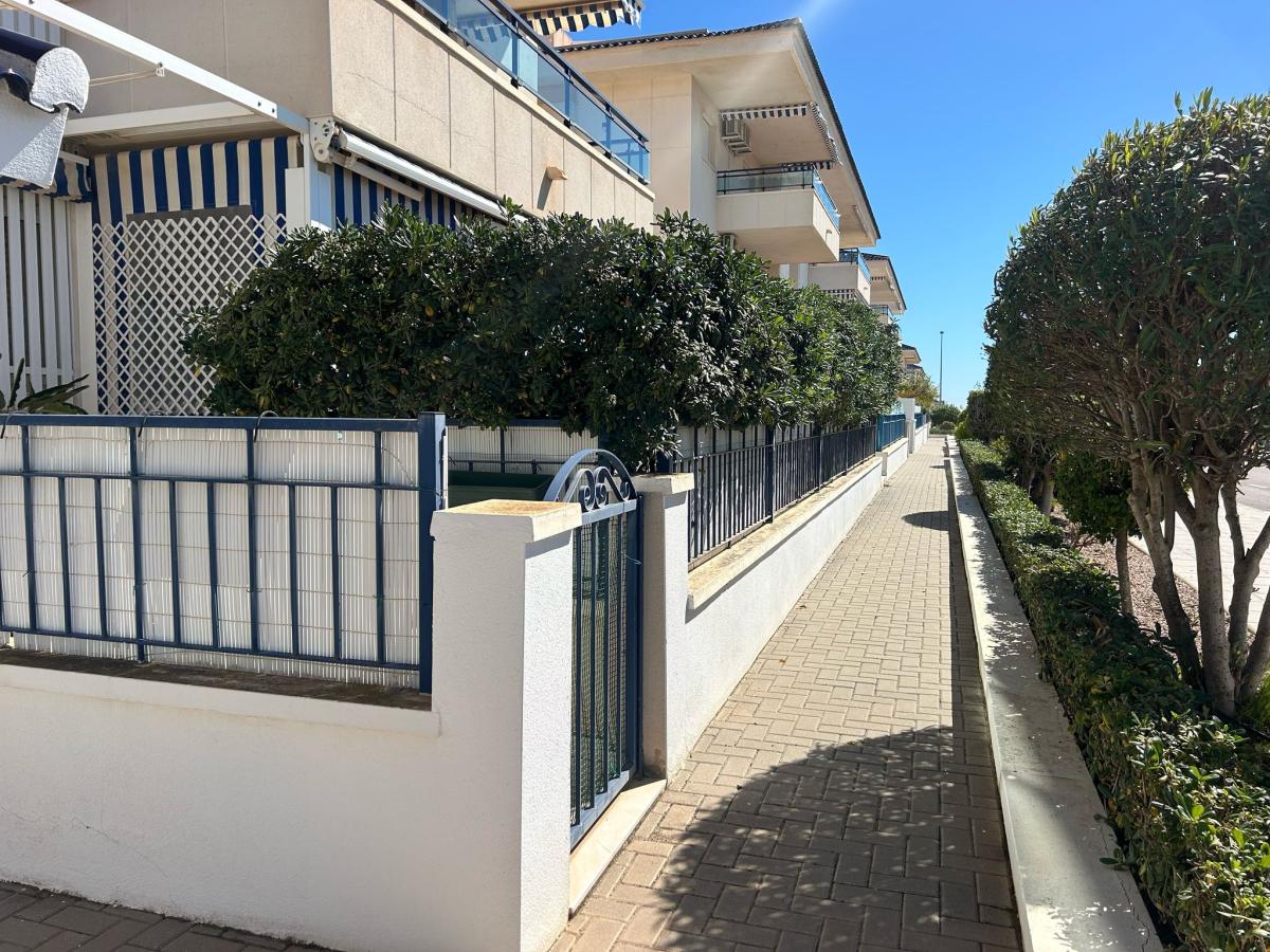 Verkoop. Appartement in Torre De La Horadada