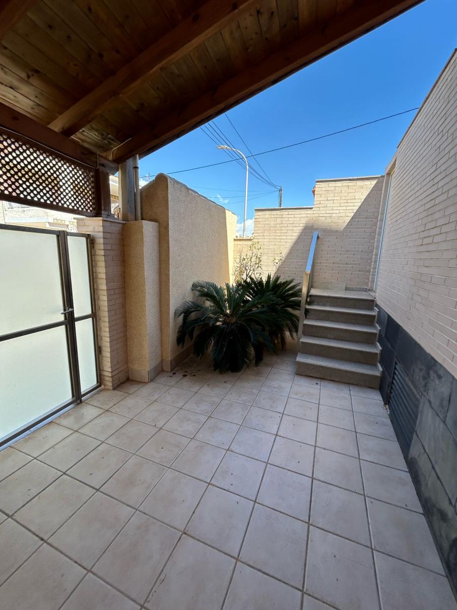 Verkoop. Geschakelde woning in Torre De La Horadada