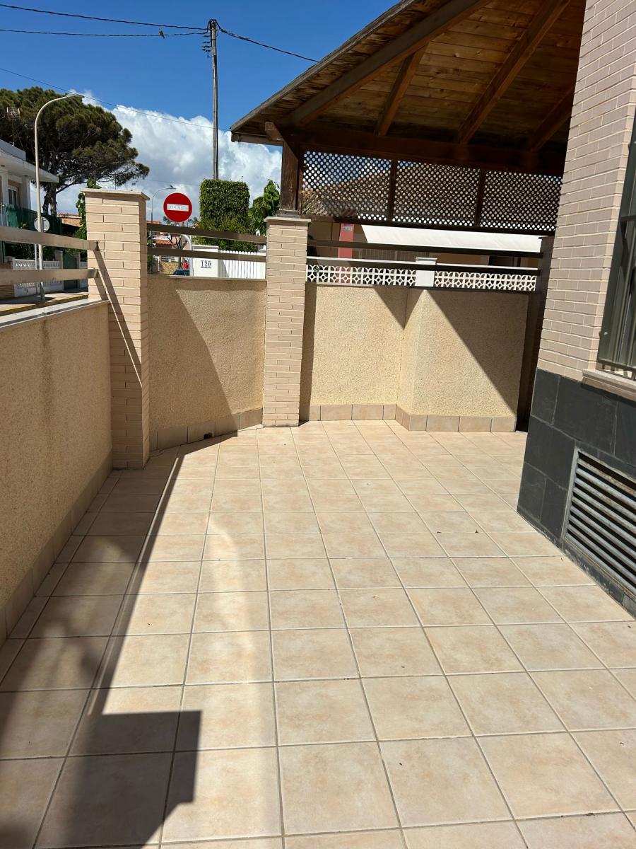 Verkoop. Geschakelde woning in Torre De La Horadada