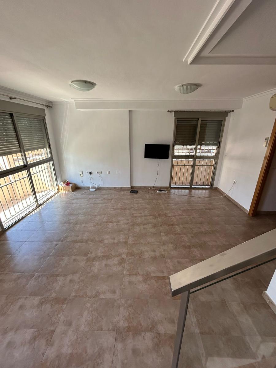 Verkoop. Geschakelde woning in Torre De La Horadada