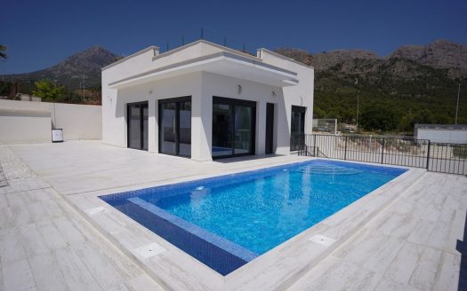 BRAND NEW VILLAS ON ONE LEVEL IN POLOP !!!