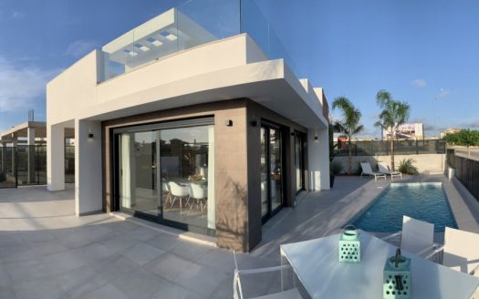 NEW BUILD VILLAS IN DAYA NUEVA
