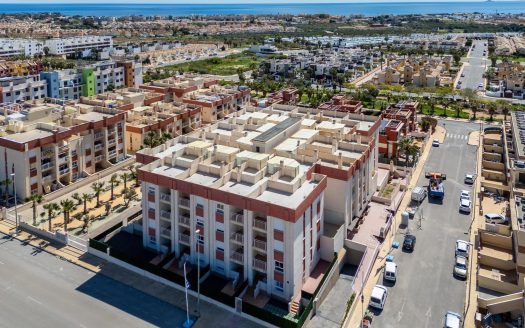 Regenerated Residential Complex in Lomas de Cabo Roig – Renovated Apartments