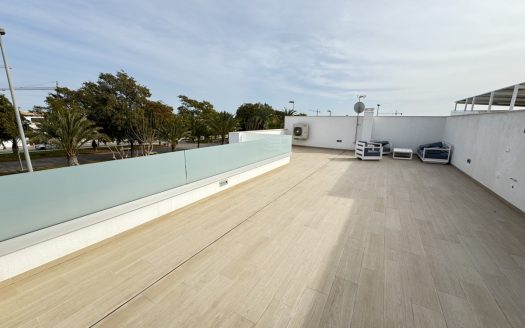 Villa for sale in Pilar De La Horadada