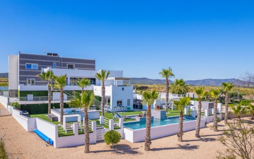 Villa for sale in Torremendo