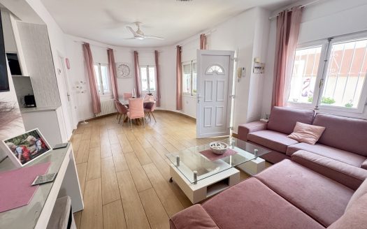 Villa for sale in La Florida
