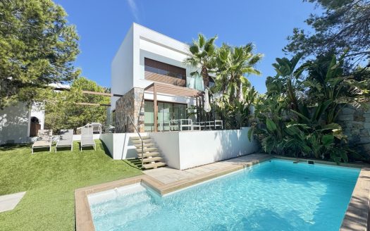 Villa for sale in Las Colinas Golf