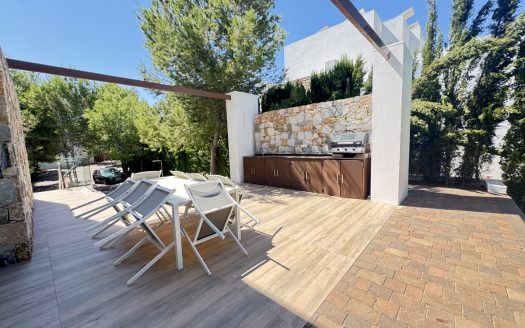 Villa for sale in Las Colinas Golf