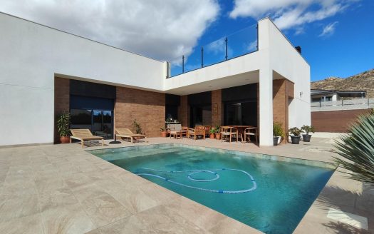 NEW BUILD VILLAS IN PINOSO