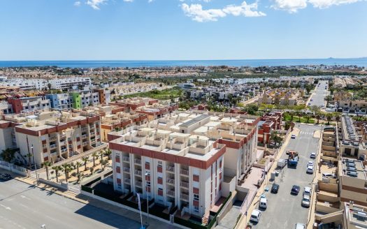 Regenerated Residential Complex in Lomas de Cabo Roig – Renovated Apartments