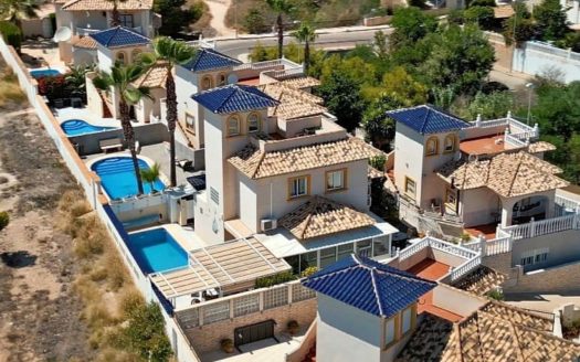 Villa for sale in Play Flamenca