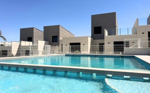 NEW BUILD TOWNHOUSES IN ALTAONA GOLF RESORT, MURCIA