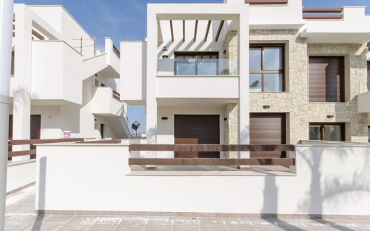 NEW BUILD RESIDENTIAL OF BUNGALOW APARTMENTS IN LOS BALCONES, TORREVIEJA