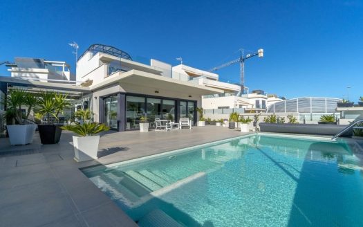 Villa for sale in Orihuela Costa
