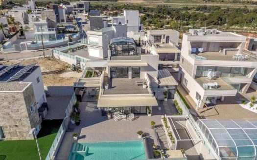 Villa for sale in Orihuela Costa