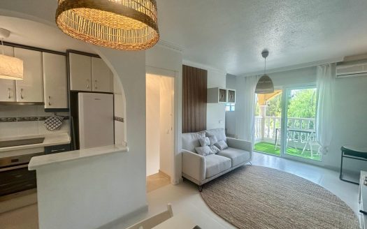 Terraced house for sale in Algorfa