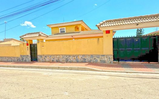 Detached Villa for sale in Torrevieja
