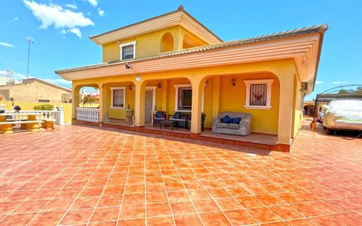 Detached Villa for sale in Torrevieja