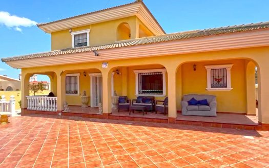 Detached Villa for sale in Torrevieja