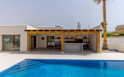 Detached Villa for sale in Torrevieja