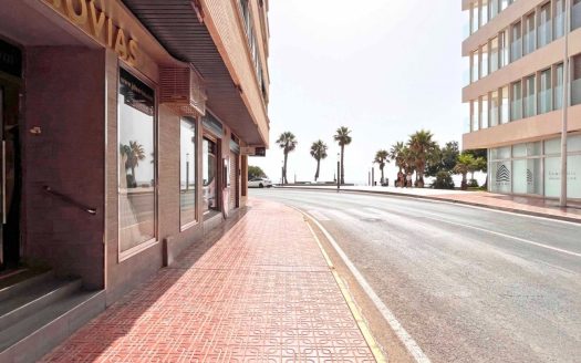 Commercial for sale in Torrevieja