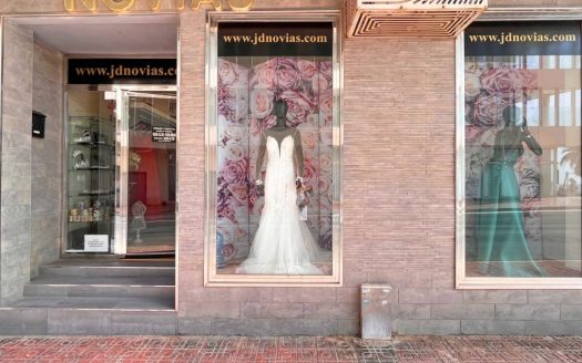 Commercial for sale in Torrevieja
