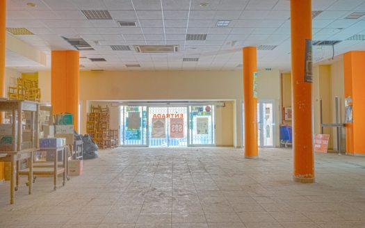 Commercial for sale in Torrevieja