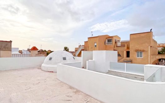 Bungalow for sale in Orihuela Costa