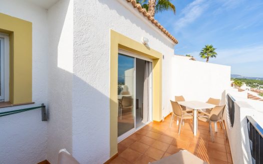 TOP FLOOR BUNGALOW APARTMENTS IN CALPE