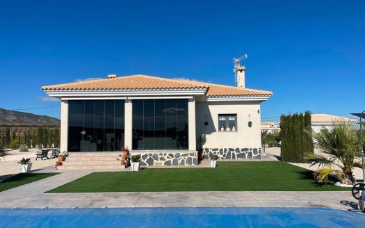 NEW BUILD VILLAS IN PINOSO