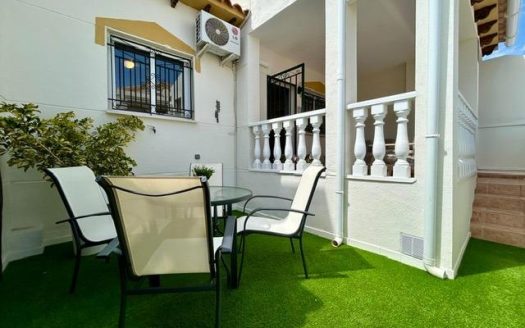 Terraced house for sale in Orihuela