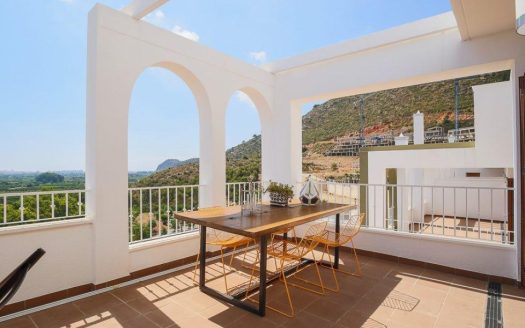 RESIDENTIAL WITH SEA VIEWS AND LARGE TERRACES!!!