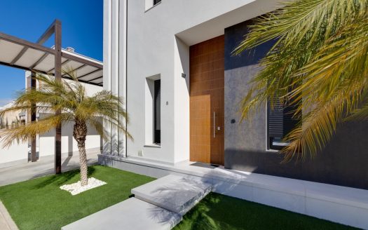 NEW BUILD VILLAS IN PILAR DE LA HORADADA ON THE GOLF COURSE