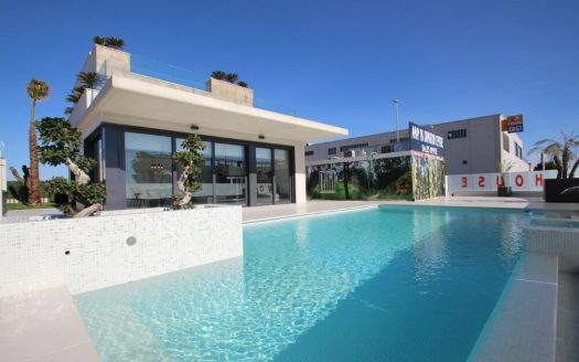 NEW CONSTRUCTION VILLAS 250 m FROM THE BEACH IN CAMPOAMOR