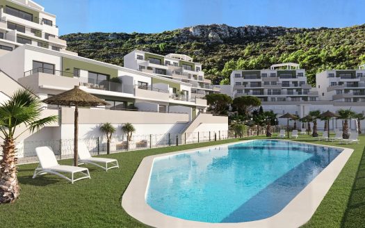 FLAT WITH BEAUTIFUL VIEWS