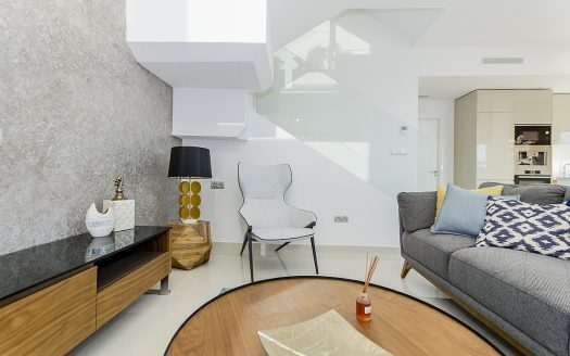 NEW BUILD RESIDENTIAL OF VILLAS IN LOS MONTESINOS