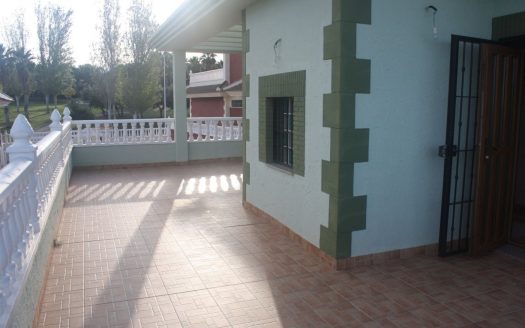 BEAUTIFUL VILLA IN LOS ALTOS, TORREVIEJA
