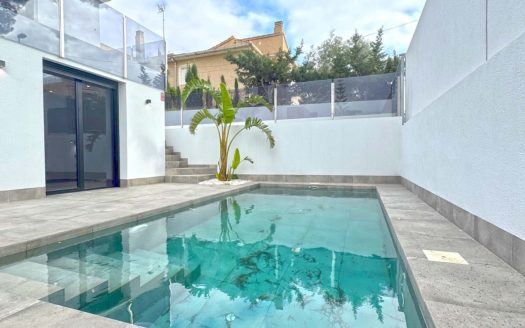 Detached Villa for sale in Torrevieja