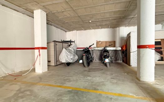 Garage for sale in Orihuela Costa