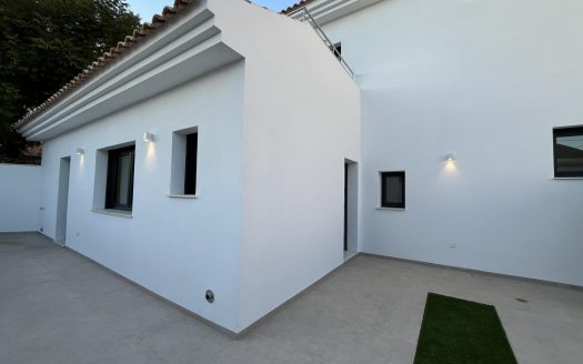 Key Ready New Build Villa with Private Pool Just 500m from Beach in San Pedro del Pinatar