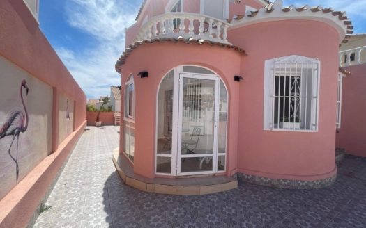 Villa for sale in Play Flamenca