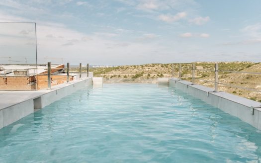 DESIGNER VILLA BY THE SEA