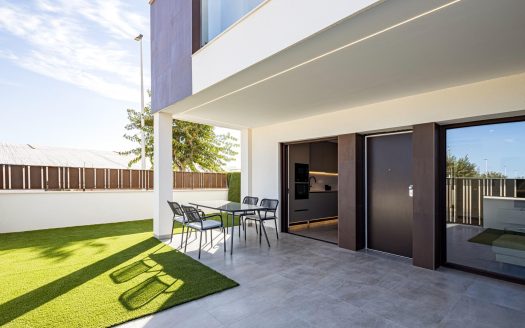 NEW BUILD RESIDENTIAL OF BUNGALOW APARTMENTS IN PILAR DE LA HORADADA