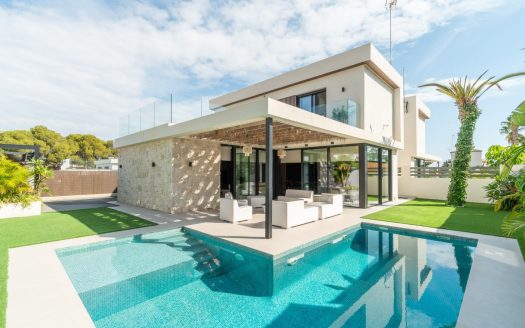 Villa for sale in Torrevieja