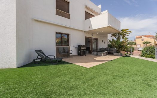 Ground Floor for sale in Orihuela Costa