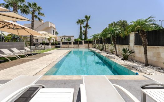 Villa for sale in Orihuela Costa