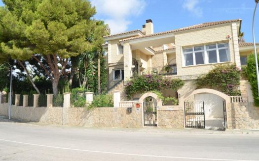 Villa for sale in Dehesa de Campoamor